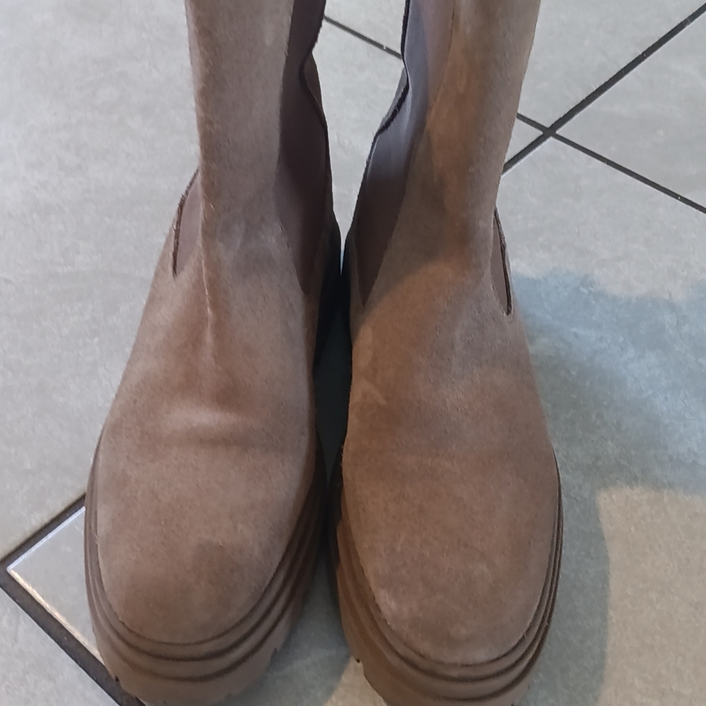 Zara Tan Suede Ankle Boots